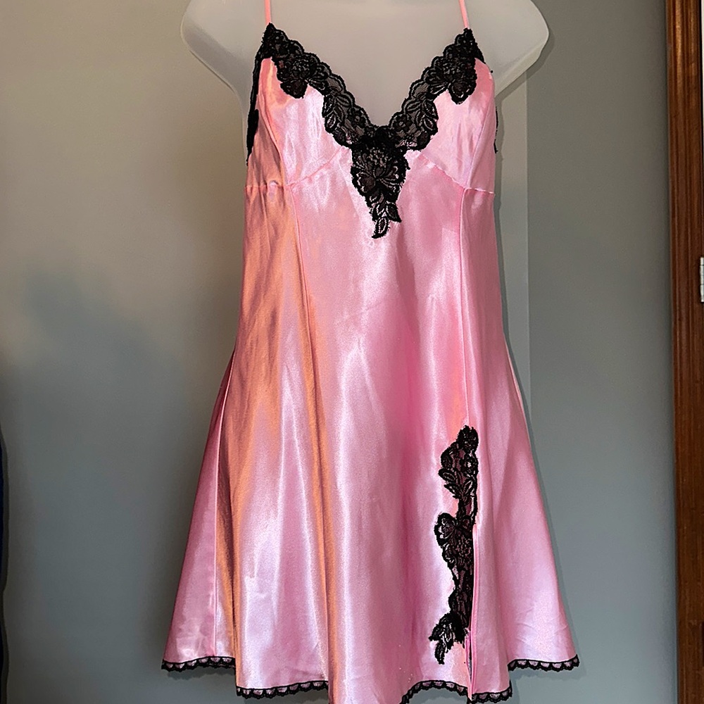 Frederick’s of Hollywood Pink Babydoll, Size Large